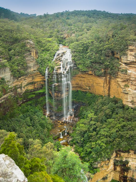 blue mountains-Top 10 Places To Visit In Sydney