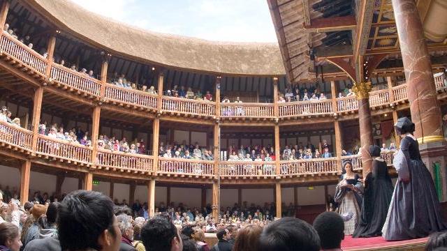 Shakespeares-Globe-Theatre3